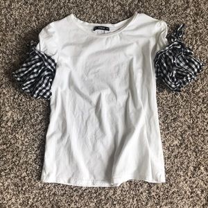 Gingham sleeve T